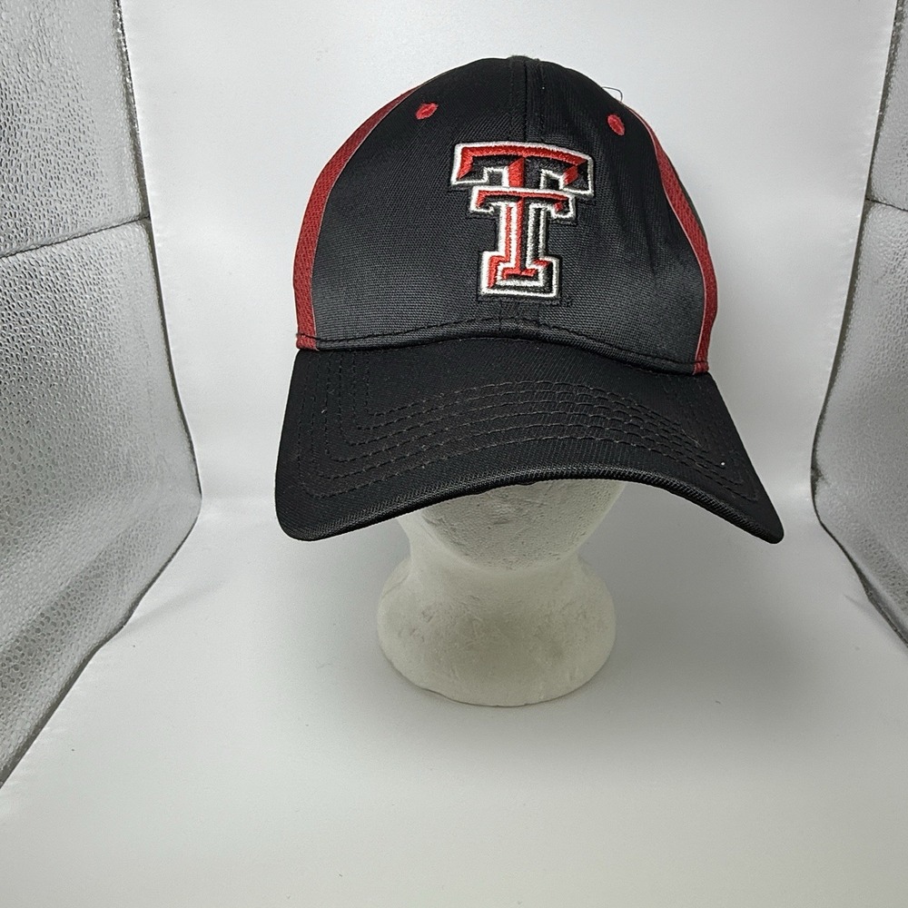 Texas Tech Red Raiders Hat Flex Fit Cap Mens Black NCAA Football Under Armour ML